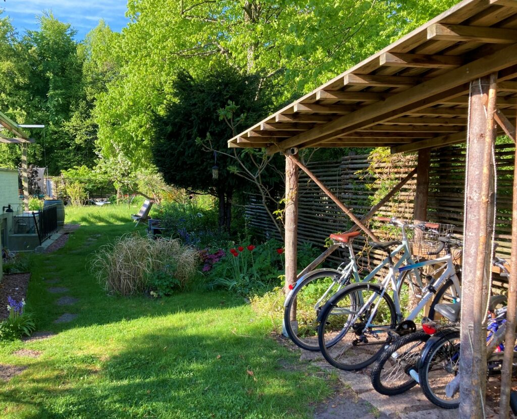 Vår trädgård - maj 2022